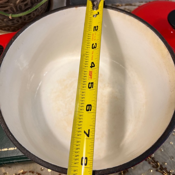 Vintage Cook's Essentials Red Enamelled Cast Iron 2.5QT Covered Pot - Picture 7 of 9
